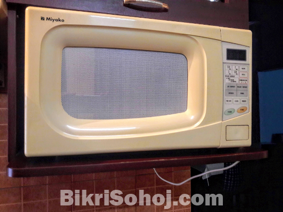 Microwave  oven